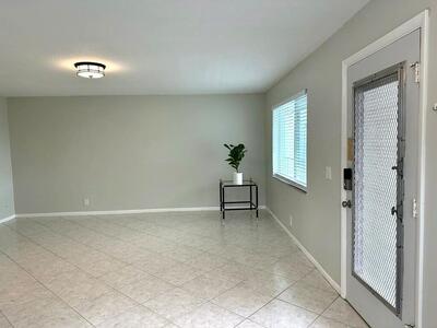 185 Burgundy D, Delray Beach, FL 33484