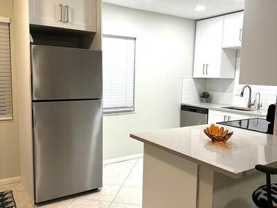 185 Burgundy D, Delray Beach, FL 33484