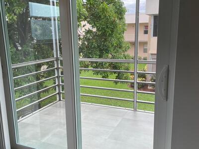 185 Burgundy D, Delray Beach, FL 33484