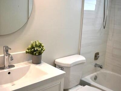 185 Burgundy D, Delray Beach, FL 33484