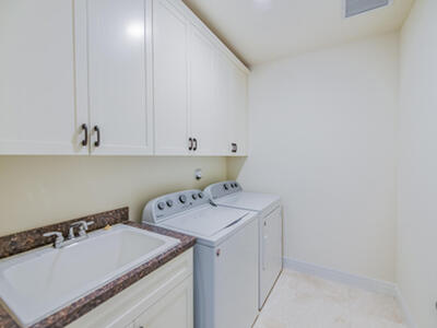 6950 NW 26th Way NW, Boca Raton, FL 33496