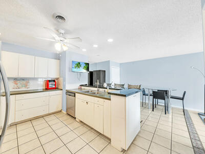 130 Cypress Club Drive, Pompano Beach, FL 33060