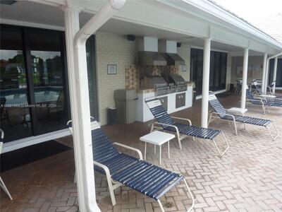 130 Cypress Club Drive, Pompano Beach, FL 33060