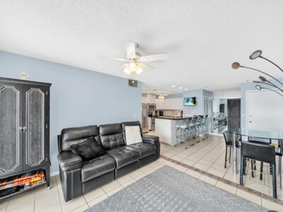 130 Cypress Club Drive, Pompano Beach, FL 33060