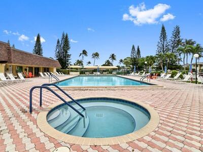 1100 Boxwood Drive, Delray Beach, FL 33445