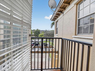 8657 Blaze Court, Davie, FL 33328