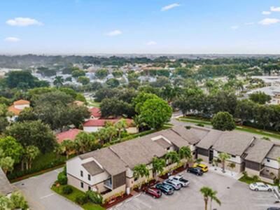 1665 Cabot Lane, Wellington, FL 33414