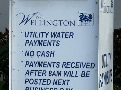 1665 Cabot Lane, Wellington, FL 33414