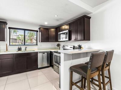 1665 Cabot Lane, Wellington, FL 33414