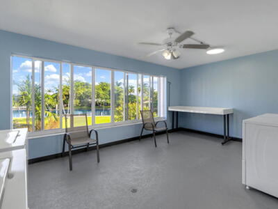 3040 NE 16th Avenue, Oakland Park, FL 33334