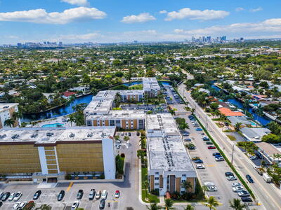 3040 NE 16th Avenue, Oakland Park, FL 33334