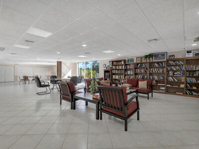 3040 NE 16th Avenue, Oakland Park, FL 33334