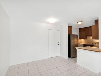 3040 NE 16th Avenue, Oakland Park, FL 33334