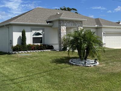 1589 SE Dome Circle, Port Saint Lucie, FL 34952