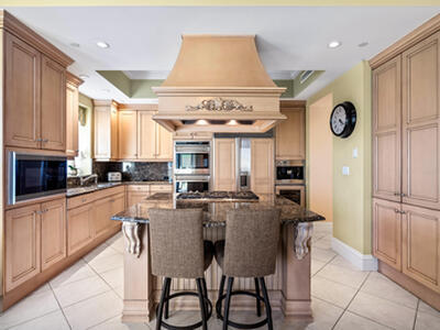 5310 N Ocean 301 Drive, Riviera Beach, FL 33404