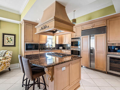 5310 N Ocean 301 Drive, Riviera Beach, FL 33404