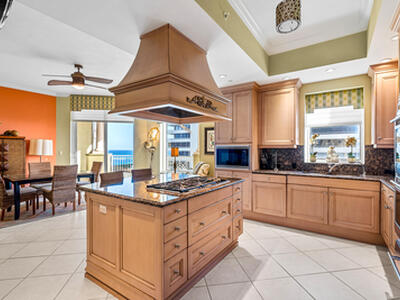 5310 N Ocean 301 Drive, Riviera Beach, FL 33404