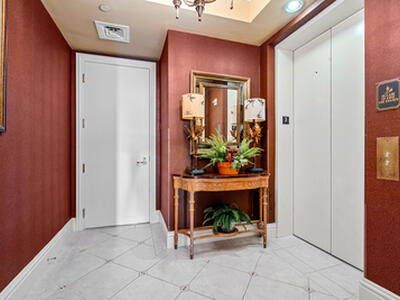 5310 N Ocean 301 Drive, Riviera Beach, FL 33404