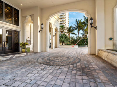 5310 N Ocean 301 Drive, Riviera Beach, FL 33404