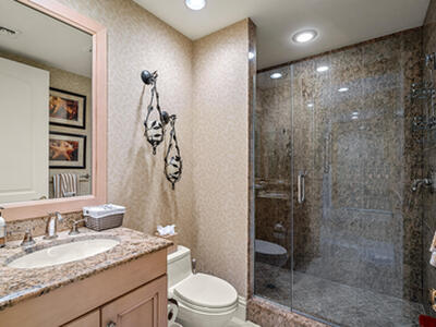 5310 N Ocean 301 Drive, Riviera Beach, FL 33404