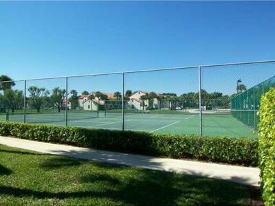 4 Via De Casas Sur, Boynton Beach, FL 33426