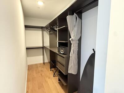 398 NE 5th Street, Miami, FL 33132