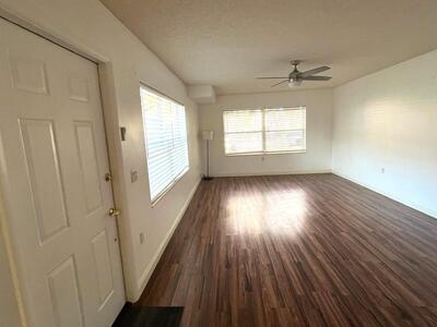 7 Amherst Court, Royal Palm Beach, FL 33411