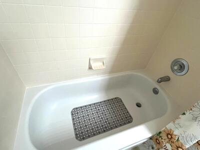 7 Amherst Court, Royal Palm Beach, FL 33411