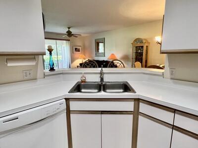 101 Muirfield Court, Jupiter, FL 33458