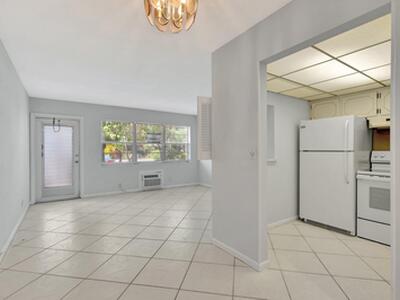 398 Sheffield Q, West Palm Beach, FL 33417