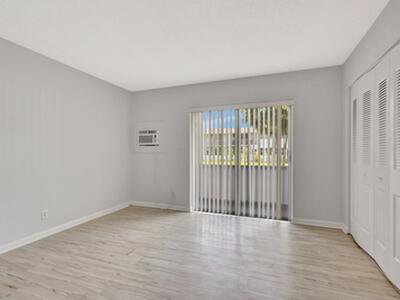 398 Sheffield Q, West Palm Beach, FL 33417