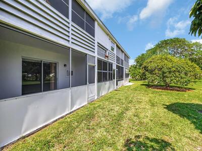 398 Sheffield Q, West Palm Beach, FL 33417