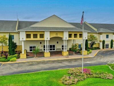 398 Sheffield Q, West Palm Beach, FL 33417