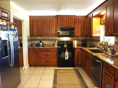 1699 NE 23rd Terrace, Jensen Beach, FL 34957