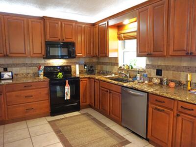 1699 NE 23rd Terrace, Jensen Beach, FL 34957