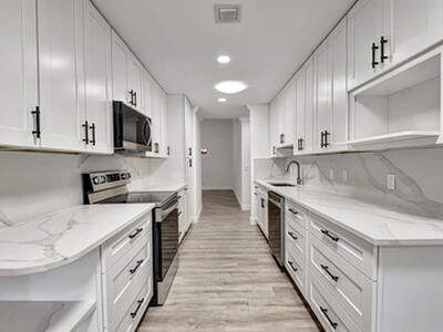 4705 Fountains Drive S, Lake Worth, FL 33467