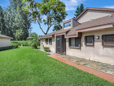 4705 Fountains Drive S, Lake Worth, FL 33467