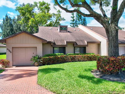 4705 Fountains Drive S, Lake Worth, FL 33467