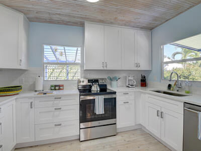 212 SW 1st Avenue, Delray Beach, FL 33444