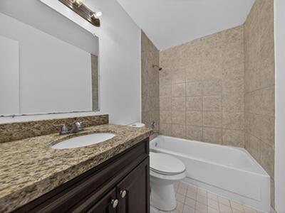 913 Meadows Circle, Boynton Beach, FL 33436