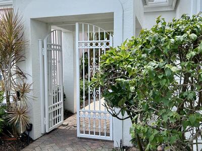 152 Coral Cay Drive, Palm Beach Gardens, FL 33418