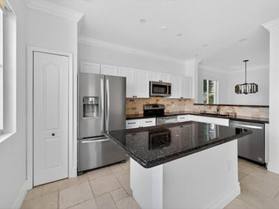 11015 Legacy Lane, Palm Beach Gardens, FL 33410