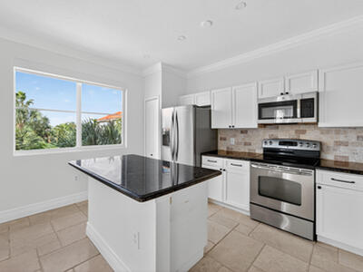 11015 Legacy Lane, Palm Beach Gardens, FL 33410