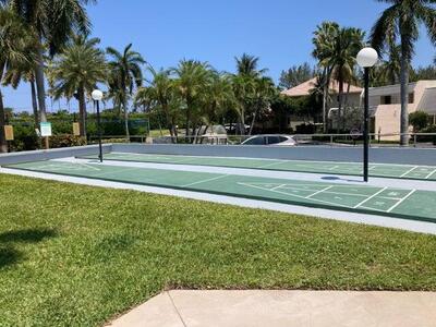 6 Royal Palm Way, Boca Raton, FL 33432