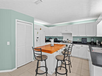 1908 SW Notre Dame Avenue, Port Saint Lucie, FL 34953