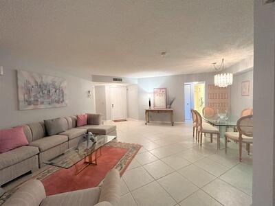 3101 Lucerne Park Drive, Greenacres, FL 33467