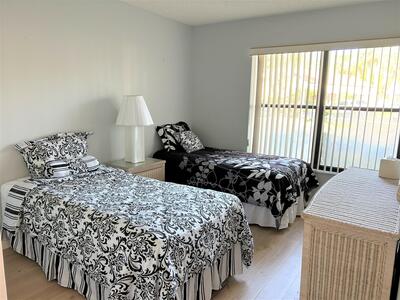 3101 Lucerne Park Drive, Greenacres, FL 33467