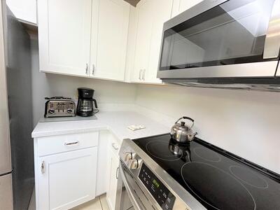 3101 Lucerne Park Drive, Greenacres, FL 33467