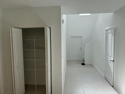 664 Carlyle Way, Fort Pierce, FL 34947