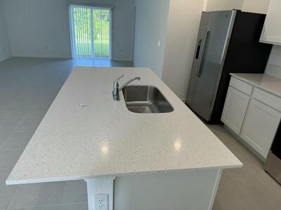 664 Carlyle Way, Fort Pierce, FL 34947